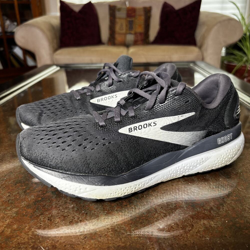 Brooks Ghost 16 Shoes Mens 8.5 Black White Road Running Athletic Gym Sneakers
